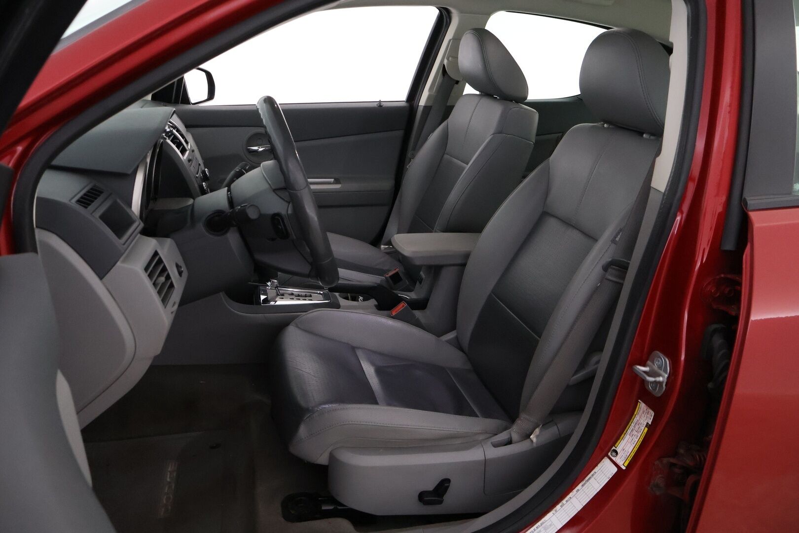 Dodge Avenger 2008 2,7 A6 SXT / YritysOutlet - Myydään vain yrityksille - Tämä auto myydään YritysOutlet -valikoimasta vain yritykselle