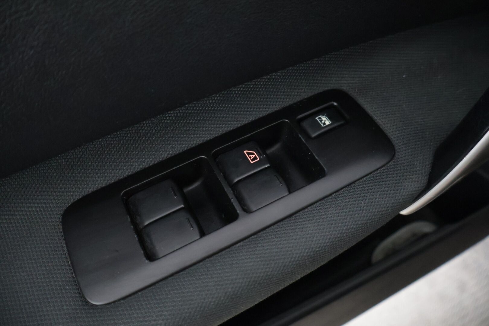 Nissan Qashqai+2 2011 1,6L Acenta 2WD 5MT MY10 *MYYDÄÄN HUUTOKAUPAT.COM*