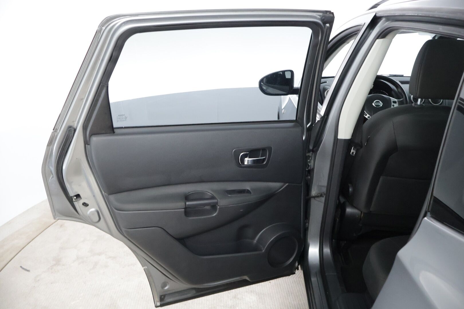 Nissan Qashqai+2 2011 2,0L Acenta 2WD 6M/T Connect MY11 7P * Suomiauto / Lohkolämmitin / P. kamera / Vetokoukku / Vakkari * - - YritysOutlet - Myydään vain yrityksille / Suoraan ajosta toimiva tuote!