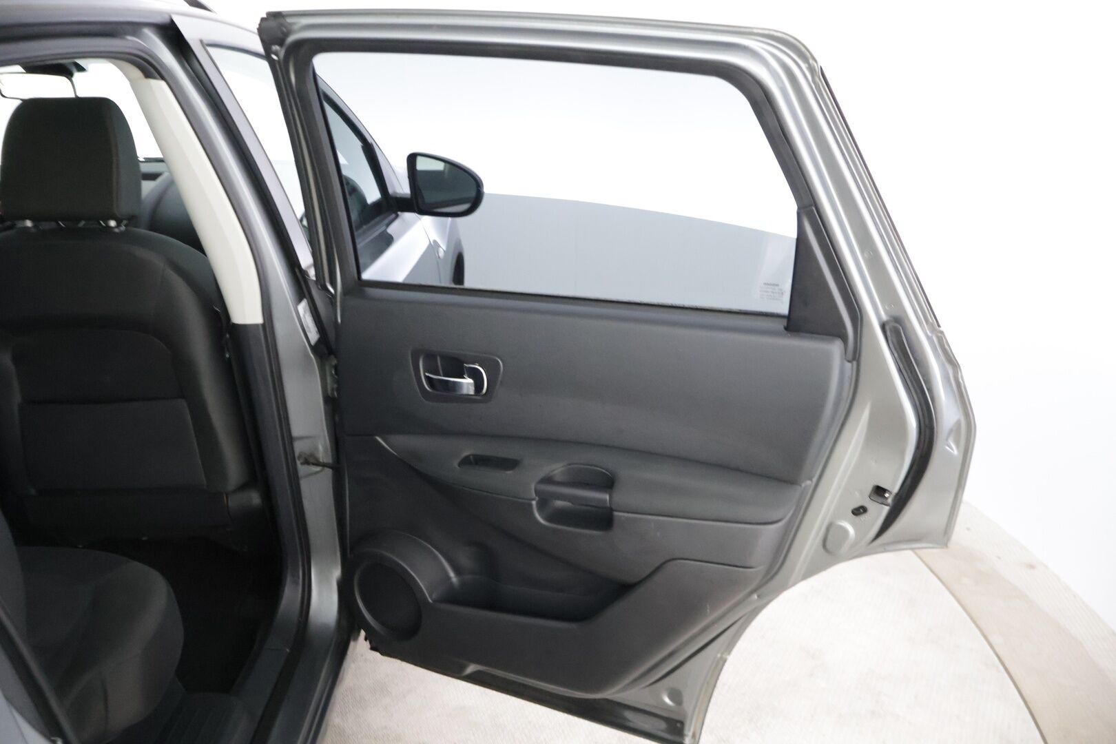 Nissan Qashqai+2 2011 2,0L Acenta 2WD 6M/T Connect MY11 7P * Suomiauto / Lohkolämmitin / P. kamera / Vetokoukku / Vakkari * - - YritysOutlet - Myydään vain yrityksille / Suoraan ajosta toimiva tuote!