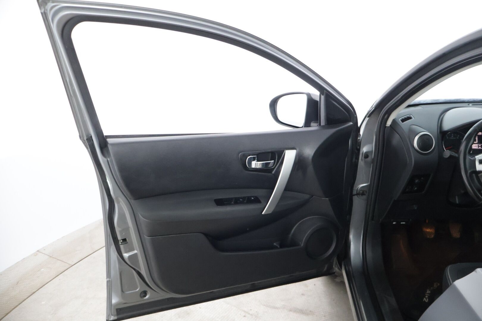 Nissan Qashqai+2 2011 2,0L Acenta 2WD 6M/T Connect MY11 7P * Suomiauto / Lohkolämmitin / P. kamera / Vetokoukku / Vakkari * - - YritysOutlet - Myydään vain yrityksille / Suoraan ajosta toimiva tuote!