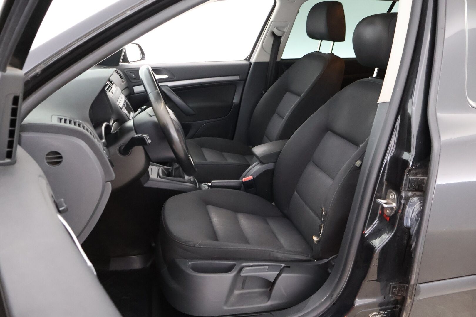 Skoda Octavia 2006 4D OCTAVIA COMBI 1.6FSI * MYYDÄÄN HUUTOKAUPAT.COM! - MYYDÄÄN HUUTOKAUPAT.COM!