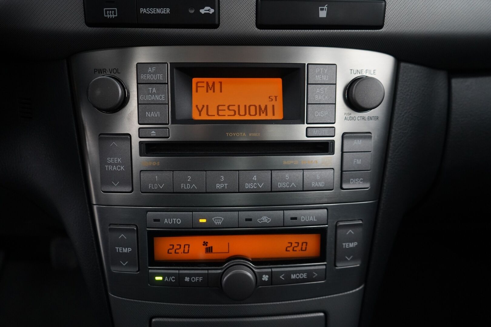 Toyota Avensis 2008 2.2 D-4D 177 Linea Sol Sport 4ov * - YritysOutlet - Myydään vain yrityksille * - Suomi-auto / 3-omisteinen / Eber / Vetokoukku