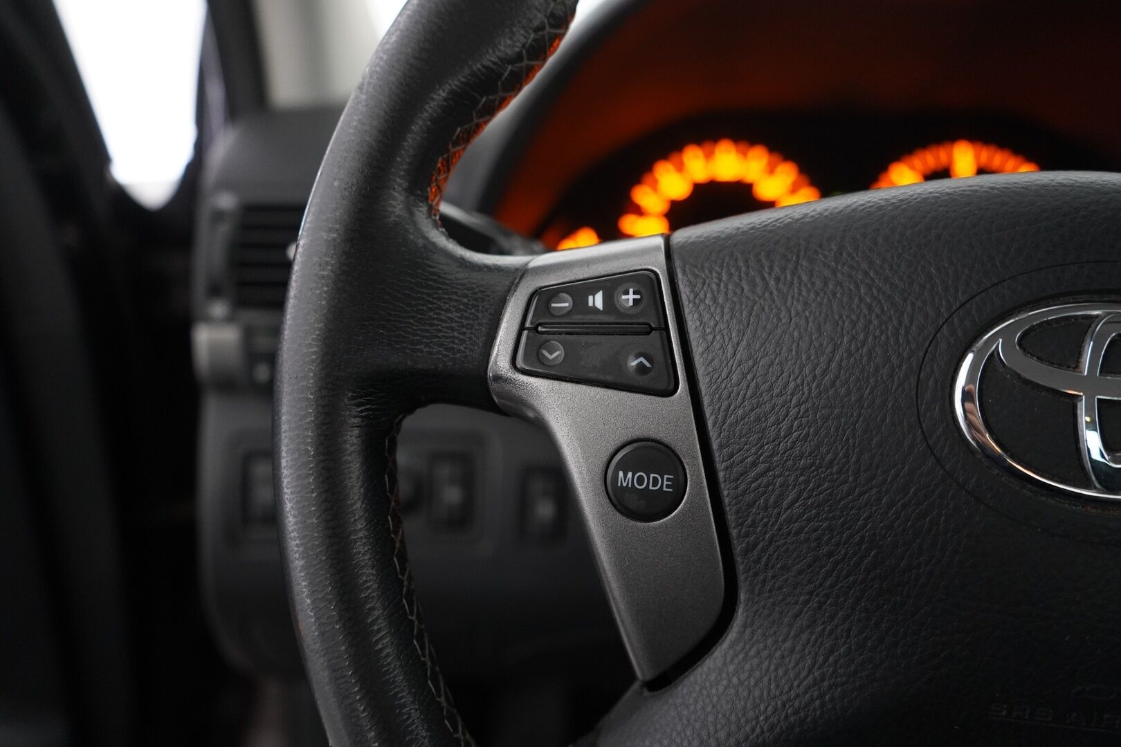 Toyota Avensis 2008 2.2 D-4D 177 Linea Sol Sport 4ov * - YritysOutlet - Myydään vain yrityksille * - Suomi-auto / 3-omisteinen / Eber / Vetokoukku