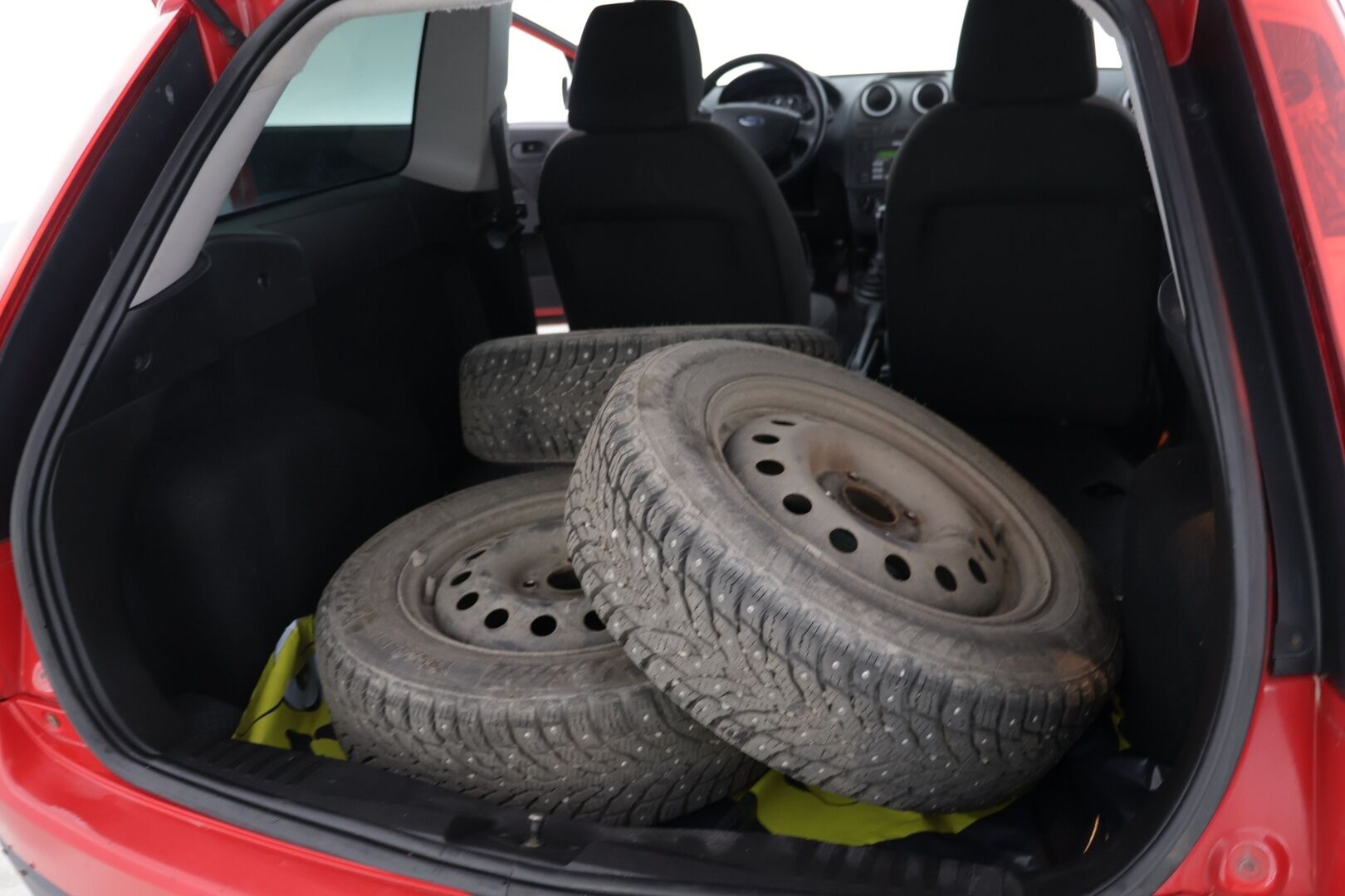 Ford Fiesta 2007 FIESTA VAN 1.3I-JC3/249 / Suomi-auto / Pakettiauto /- YritysOutlet - Myydään vain yrityksille- - Vähän ajettu! / Pienet verot / 