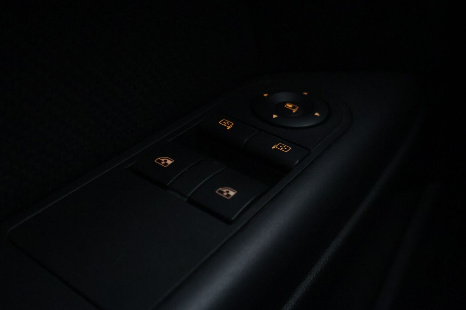 Opel Astra 2004 1,6 Eco Comfort 5d  *YritysOutlet - Myydään vain yrityksille* - *YritysOutlet - Myydään vain yrityksille*