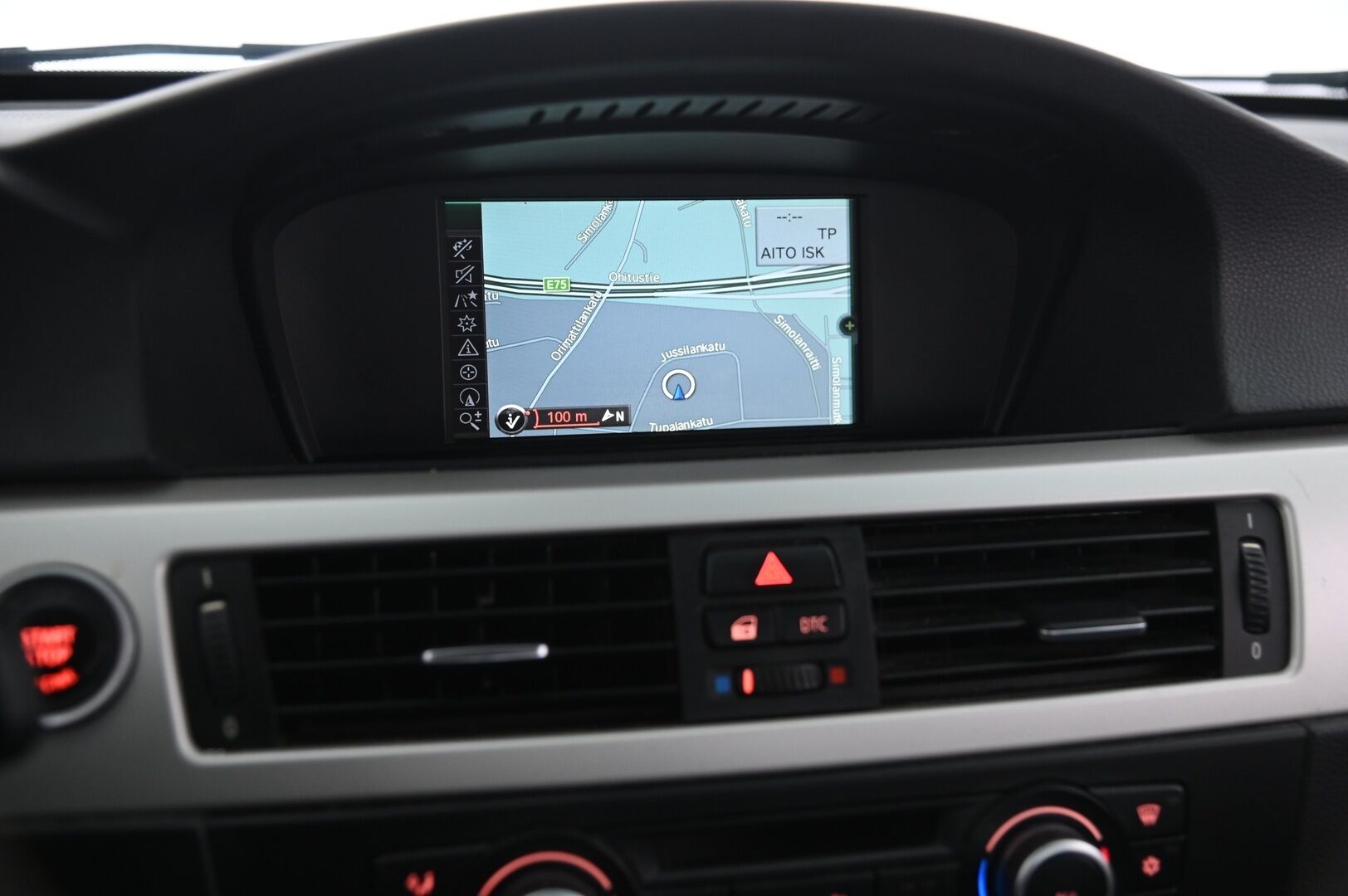 BMW 318 2011 A E90 Sedan Limited Business Edition - Myydään Huutokaupat.com