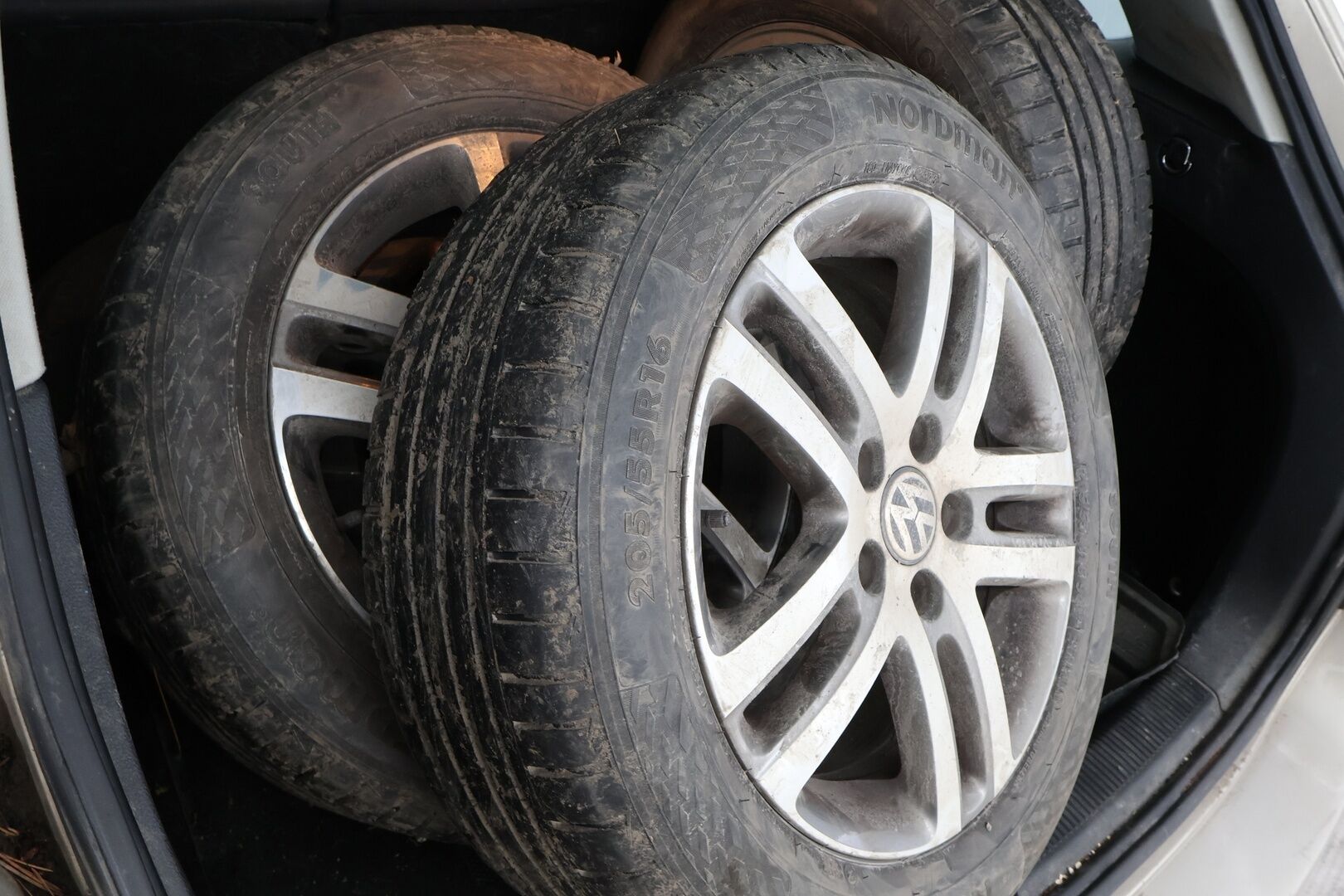 Volkswagen Golf 2009 Variant Sportline 2,0 TDI 103 kW PowerDiesel DSG *YritysOutlet -valikoimasta vain yritykselle!* - *Vetokoukku / Vakkari / 2x-renkaat / Lohko+sisä*  *YritysOutlet -Tämä auto myydään vain yrityksille!