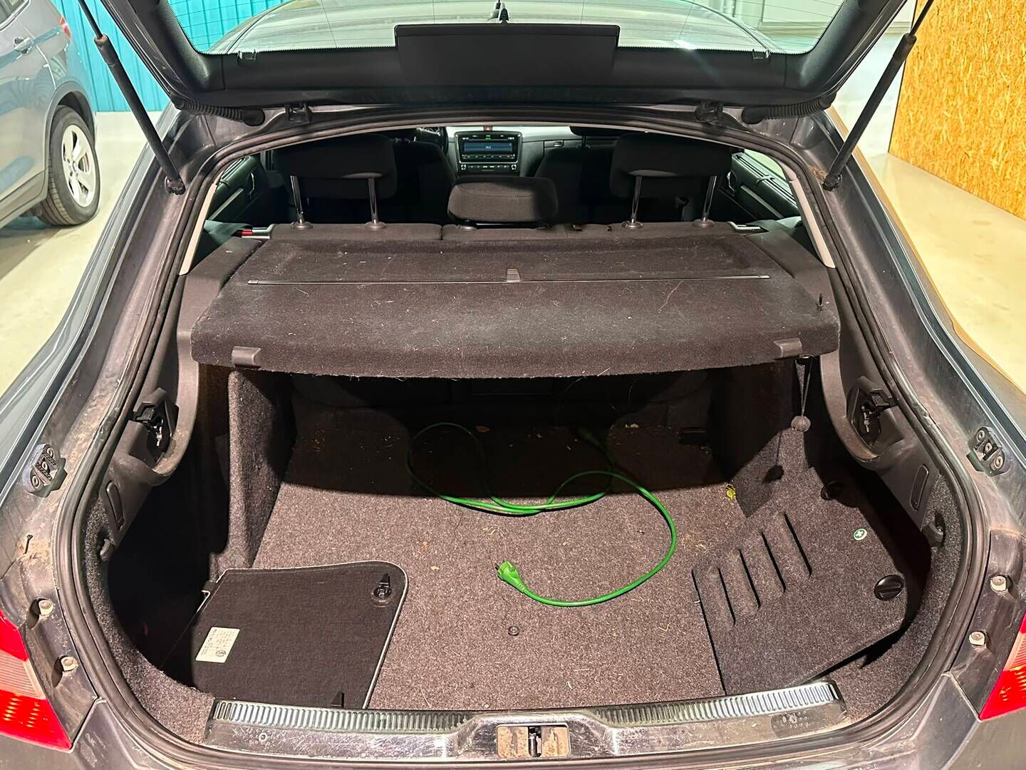 Skoda Superb 2008 2,0 TDI CR DPF Ambition DSG - Myydään Huutokaupat.com - - Myydään Huutokaupat.com