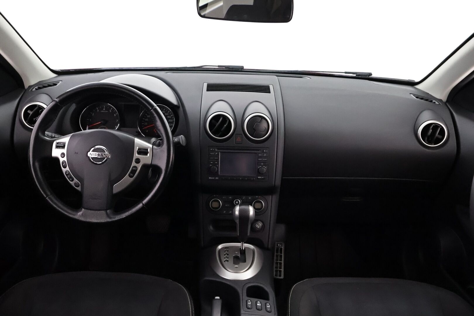 Nissan Qashqai 2011 2,0L Acenta 2WD CVT Connect MY11 - Suomiauto | Peruutuskamera | Vetokoukku | Vakkari | Lohko&Sisälämmitin | 2x renkaat | Metalliväri | Juuri saapunut