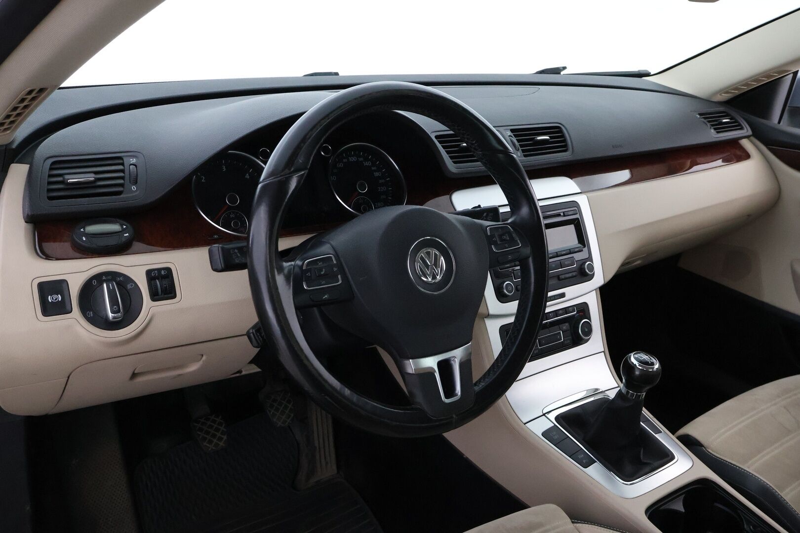 Volkswagen Passat CC 2009 2,0 TDI PowerDiesel 103 kW - YritysOutlet - Myydään vain yrityksille - - YritysOutlet - Myydään vain yrityksille - Osta nyt, maksa vasta ensi vuonna