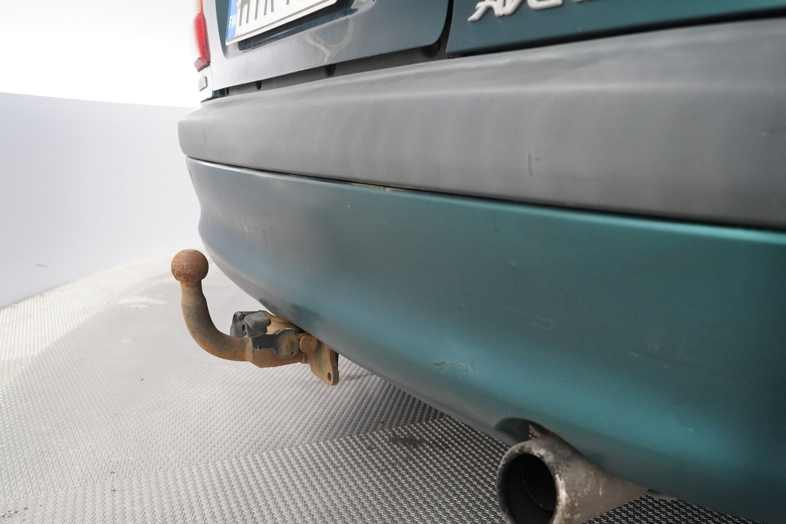 Toyota Avensis 2001 1.6 VVT-i Linea Terra * YritysOutlet - Myydään vain yrityksille *