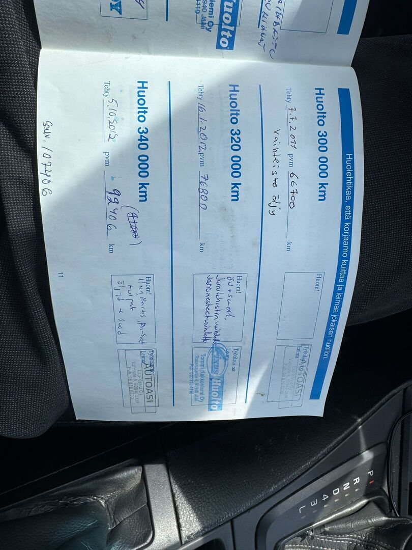 Volvo V70 2002 2,4T aut. *YritysOulet - Myydään vain Yrityksille* - | Juuri katsastettu | Nahkapenkit | Koukku | Lohko