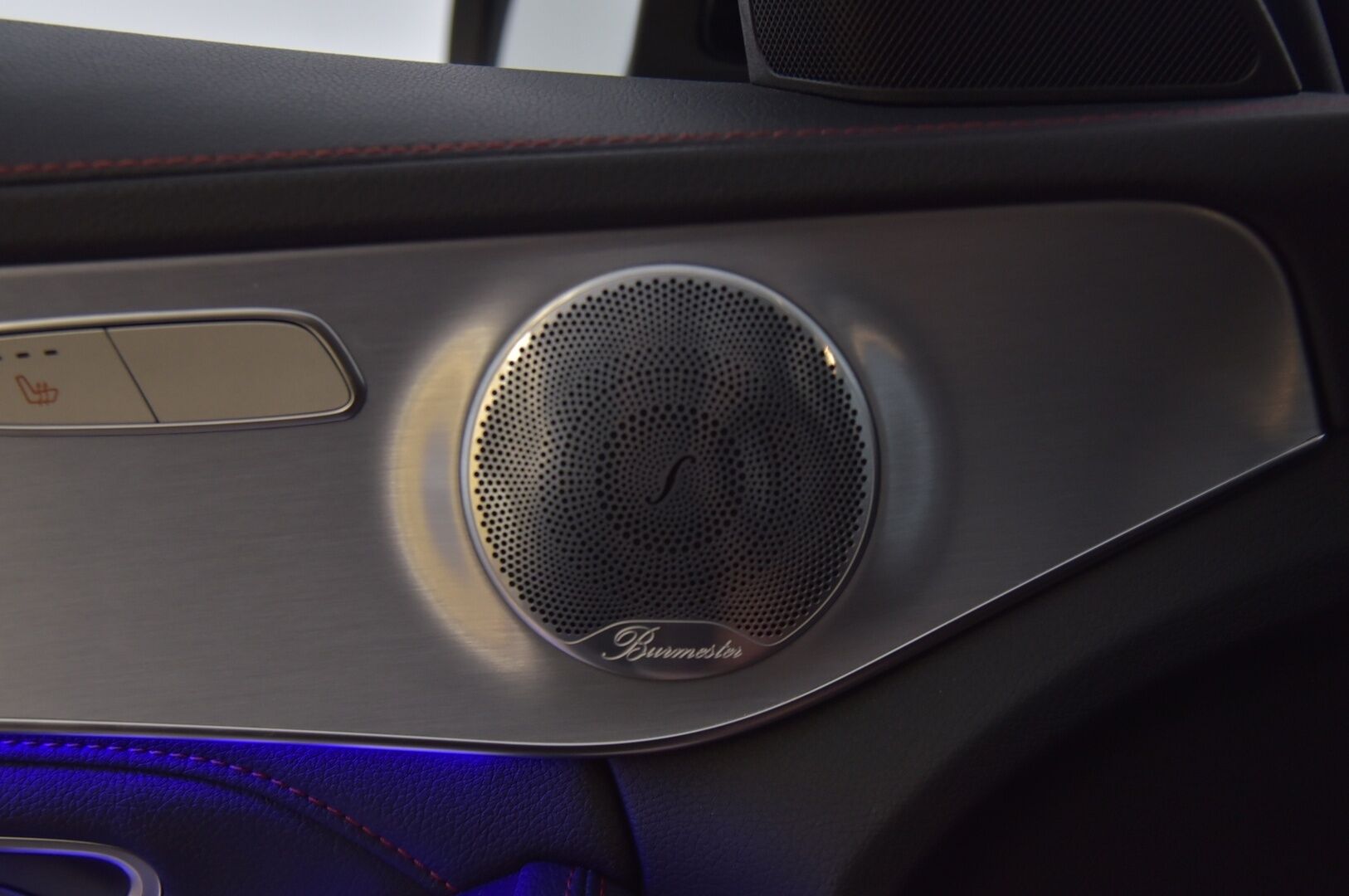 Mercedes-Benz C 43 AMG 2019 ** Facelift / Burmester / Perf.putkisto / Distronic+ / Multibeam LED / HUD / Panoraama ** - ** Juuri saapui / Kahdet renkaat aluilla / Näyttävä ** - HULLUT VÄLIPÄIVÄT KORKOTARJOUS 2,49%