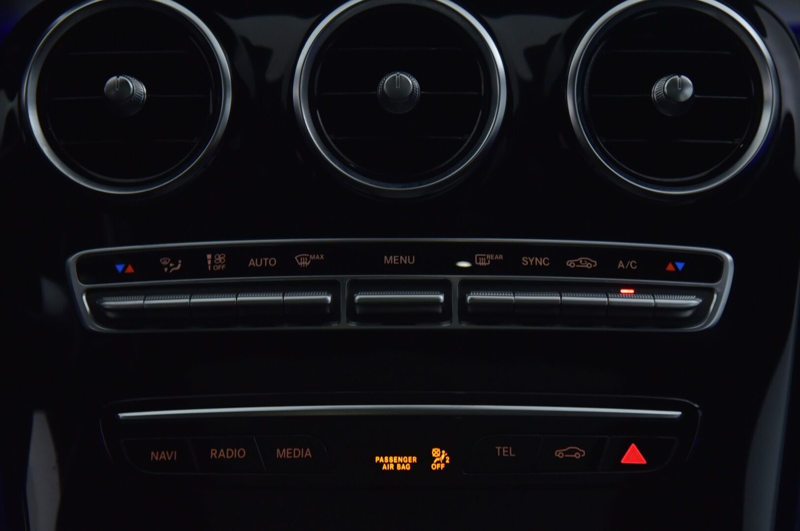 Mercedes-Benz C 43 AMG 2019 ** Facelift / Burmester / Perf.putkisto / Distronic+ / Multibeam LED / HUD / Panoraama ** - ** Juuri saapui / Kahdet renkaat aluilla / Näyttävä ** - HULLUT VÄLIPÄIVÄT KORKOTARJOUS 2,49%