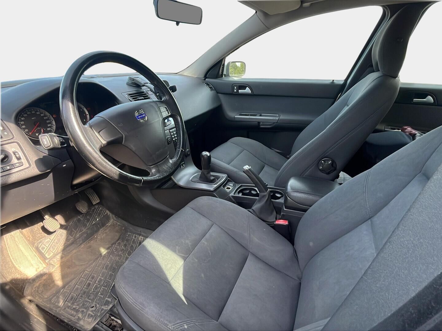 Volvo S40 2005 4D S40 SEDAN 2.4-MS6642/264 *YritysOutlet - Myydään vain yrityksille* - *YritysOutlet - Myydään vain yrityksille* | Lohkolämmitin sisäpistokkeella | Automaattinen ilmastointi | Penkinlämmittimet |
