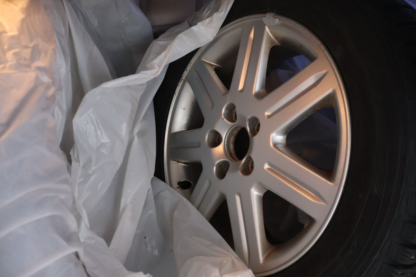 Volvo V50 2006 T5 AWD Summum BUSINESS YritysOutlet - Myydään vain yrityksille - | Neliveto | lohko+sisä | Lisävalo | kuljettajanistuin muistilla | nahkapenkit |
