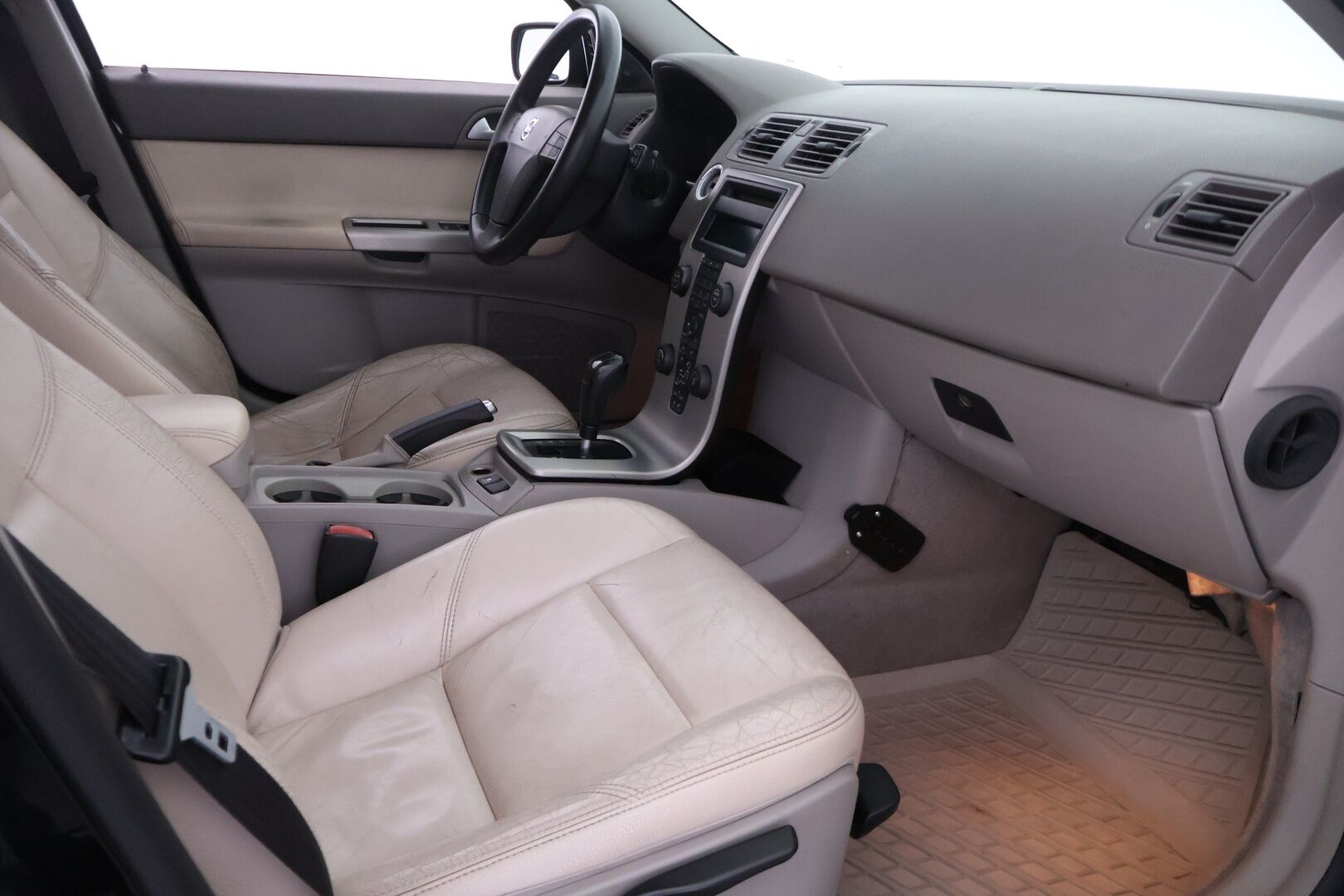 Volvo V50 2006 T5 AWD Summum BUSINESS YritysOutlet - Myydään vain yrityksille - | Neliveto | lohko+sisä | Lisävalo | kuljettajanistuin muistilla | nahkapenkit |