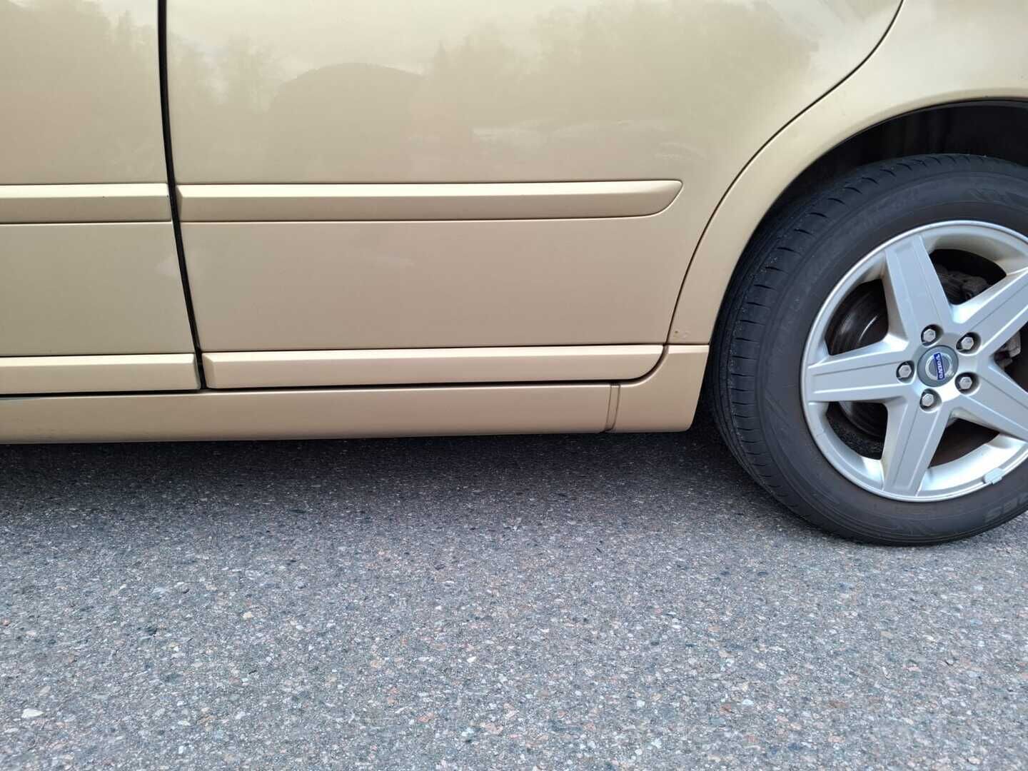 Volvo S40 2008 1,6D Momentum man * YritysOutlet - Myydään vain yrityksille*-* Webasto / Parkkitutkat / Vetokoukku / Suomi-auto * - YritysOutlet - Myydään vain yrityksille / Juuri katsastettu / Hyvä huoltohistoria* 