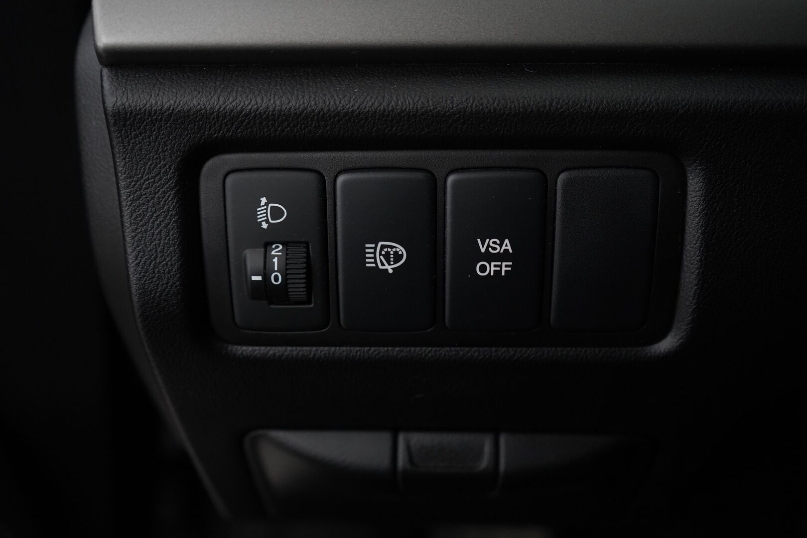 Honda Accord 2010 4D 2,0 Elegance AT * Vakkari / Lohko / Ilmastointi / Penkinlämmittimet * - Suomi-auto / Kahdet renkaat / Juuri katsastettu / Myydään huollettuna! - HULLU BLACKWEEK KORKOTARJOUS 2,49%