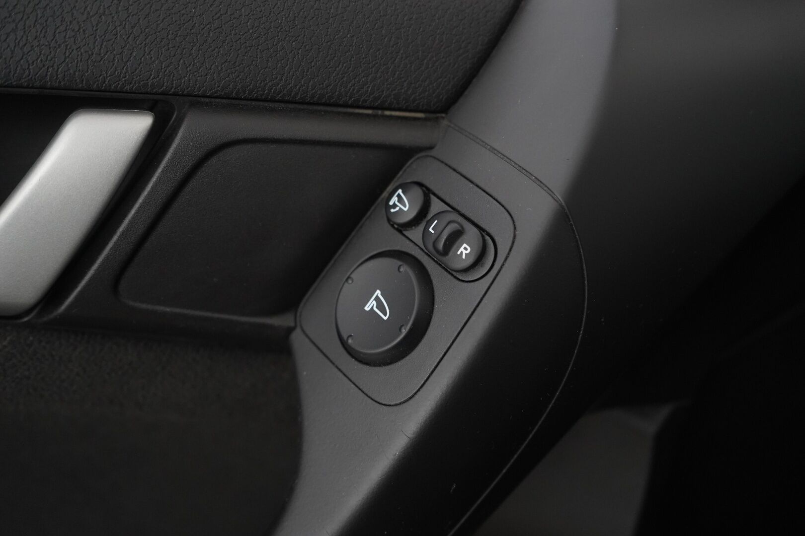 Honda Accord 2010 4D 2,0 Elegance AT * Vakkari / Lohko / Ilmastointi / Penkinlämmittimet * - Suomi-auto / Kahdet renkaat / Juuri katsastettu / Myydään huollettuna! - HULLU BLACKWEEK KORKOTARJOUS 2,49%