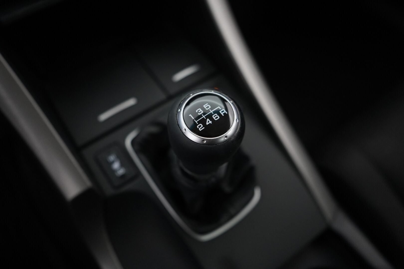 Honda Accord 2010 4D 2,0 Comfort - *Koukku / Lohko / Kahdet renkaat*