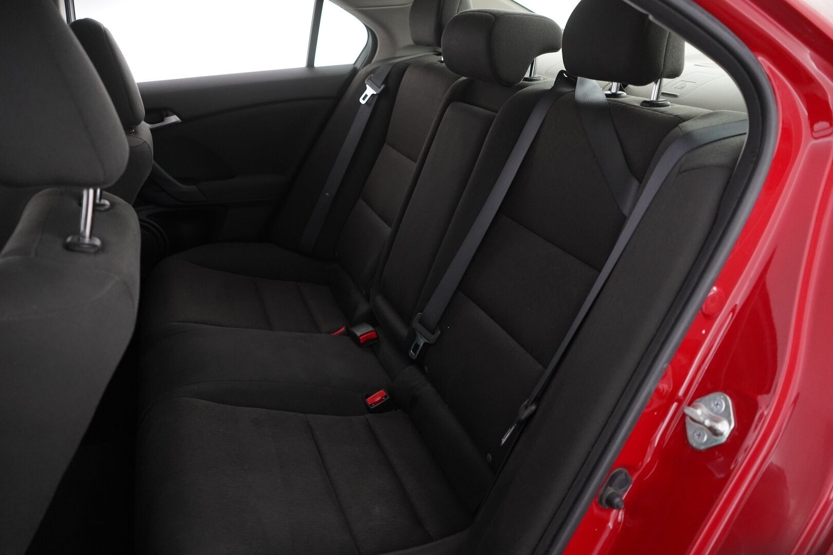 Honda Accord 2010 4D 2,0 Comfort - *Koukku / Lohko / Kahdet renkaat*