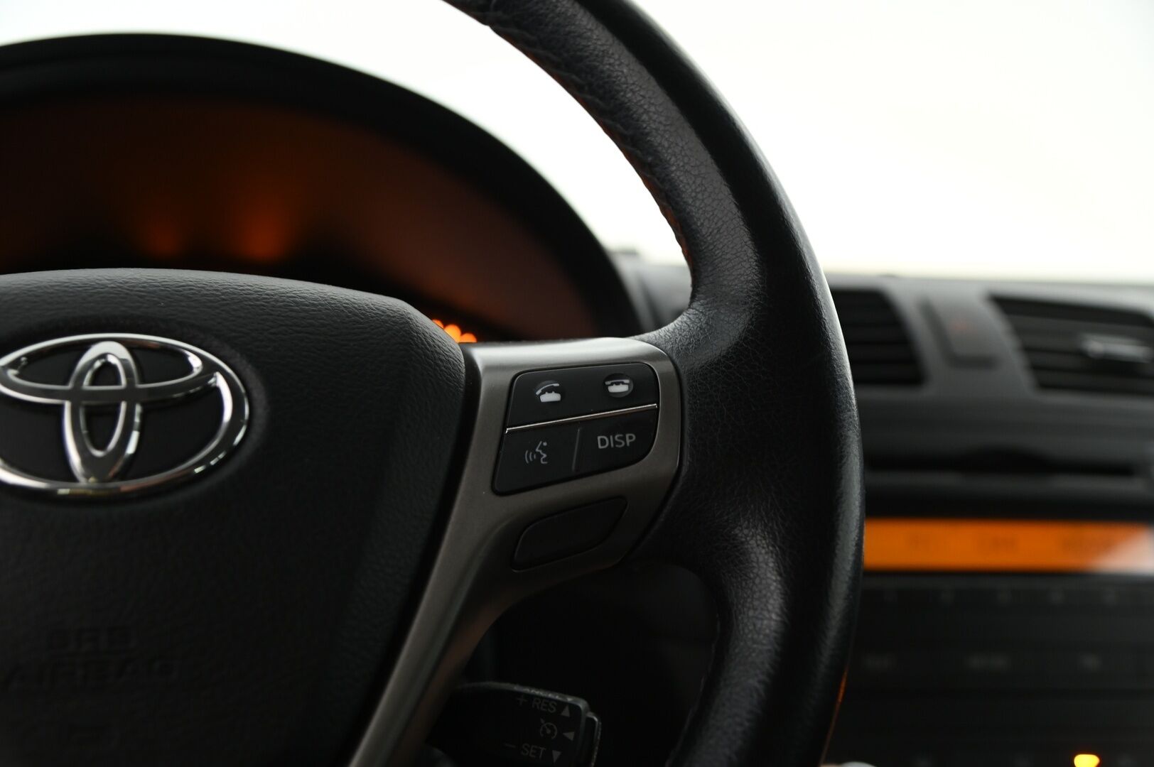 Toyota Avensis 2009 2,0 Valvematic Linea Sol 4ov *Myydään Huutokaupat.com*