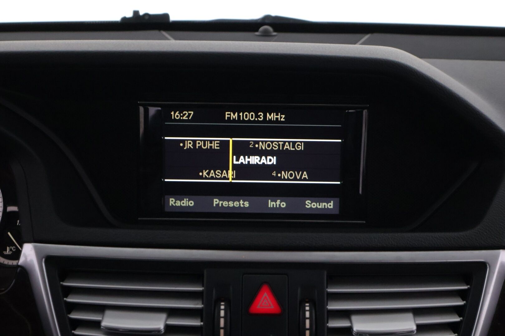 Mercedes-Benz E 2009 250 CDI Business ** YritysOutlet - Myydään vain yrityksille ** / Manuaali! / Vähän ajettu! / Ketju vaihdettu!