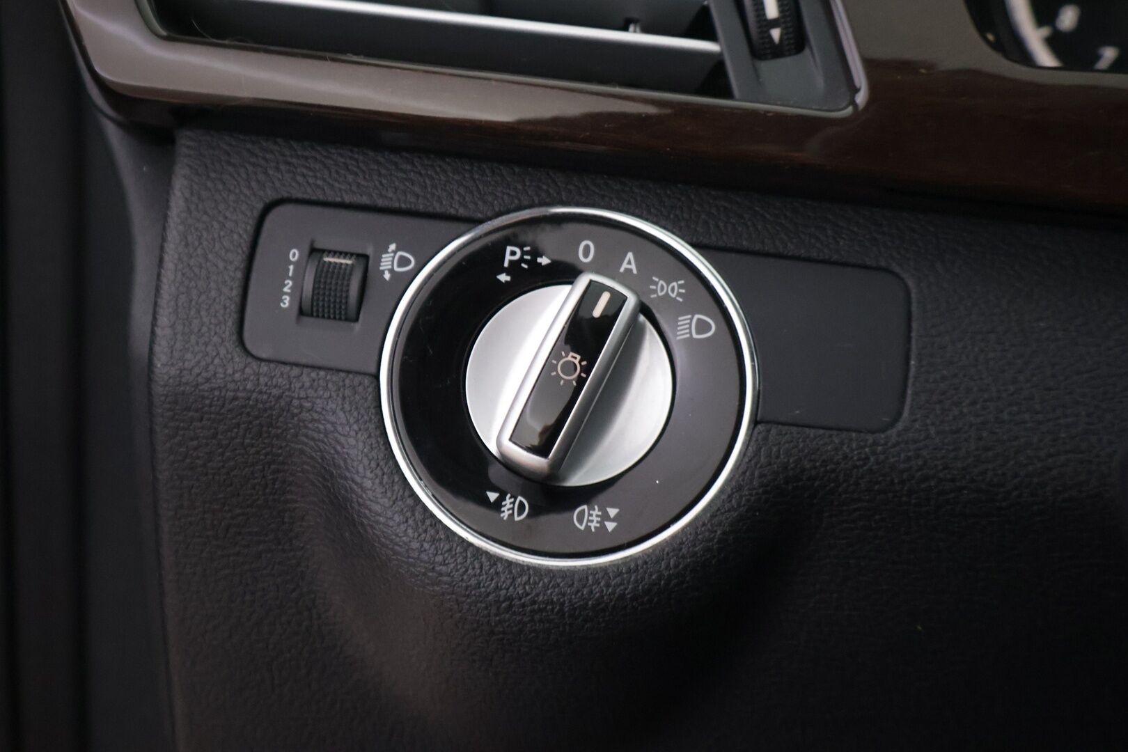 Mercedes-Benz E 2009 250 CDI Business ** YritysOutlet - Myydään vain yrityksille ** / Manuaali! / Vähän ajettu! / Ketju vaihdettu!