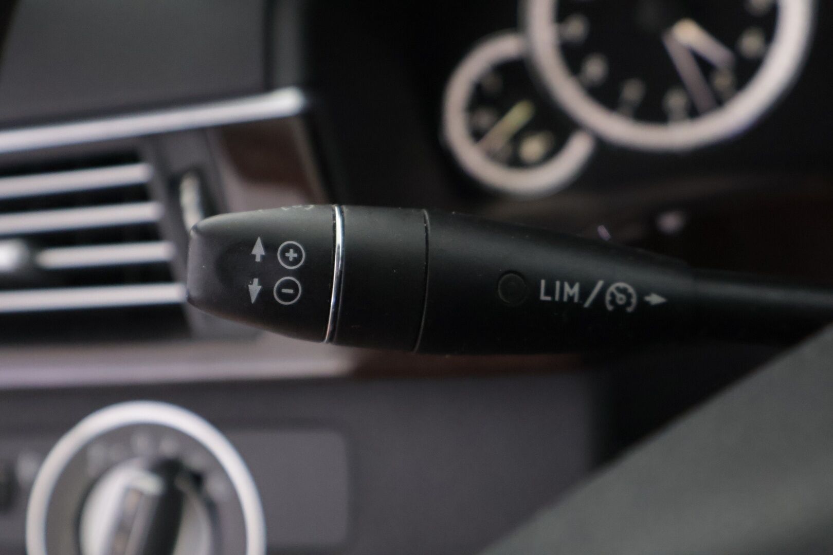 Mercedes-Benz E 2009 250 CDI Business ** YritysOutlet - Myydään vain yrityksille ** / Manuaali! / Vähän ajettu! / Ketju vaihdettu!