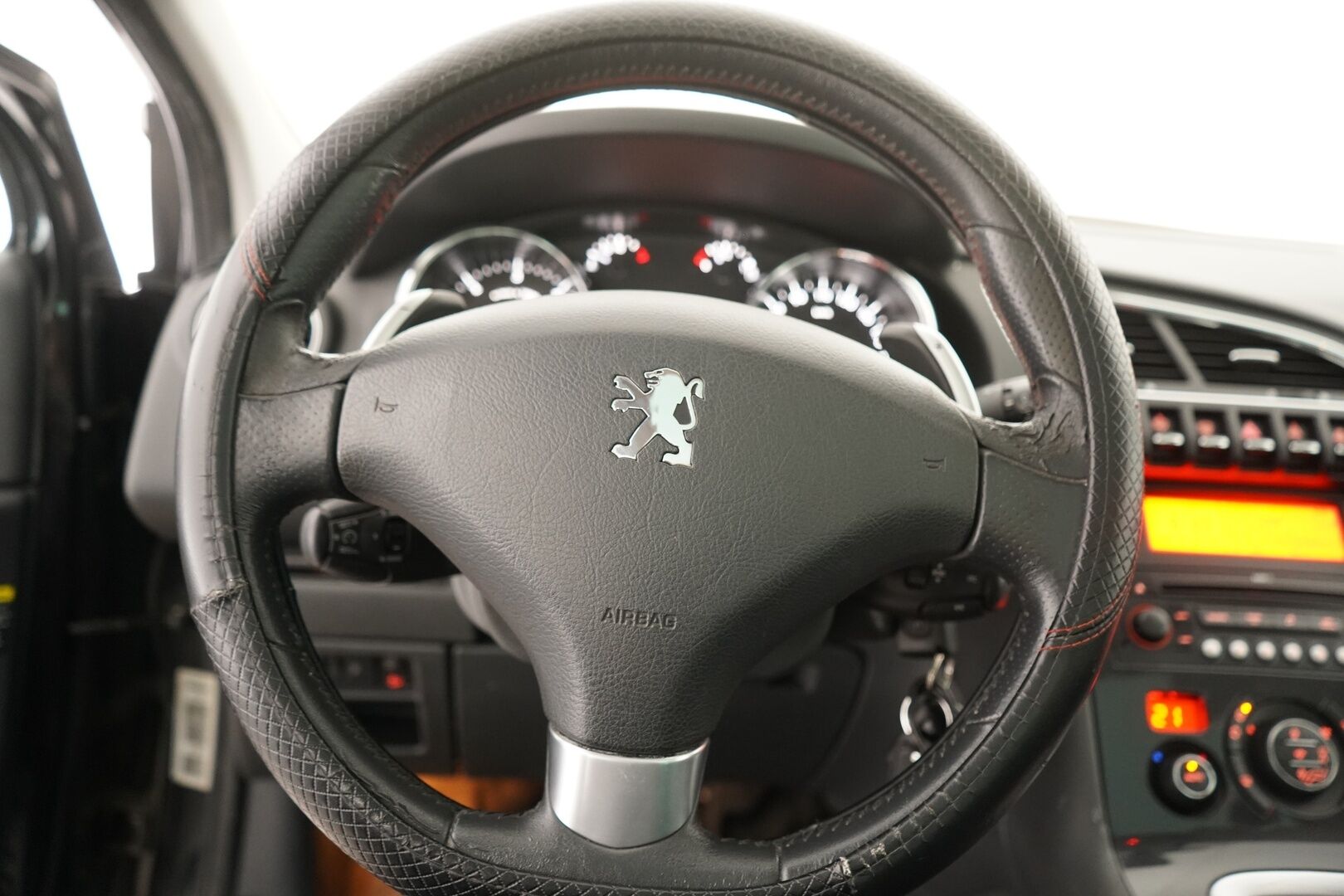 Peugeot 3008 2009 Sport HDi 110 FAP 2Tronic *Myydään huutokaupat.com sivulla!*