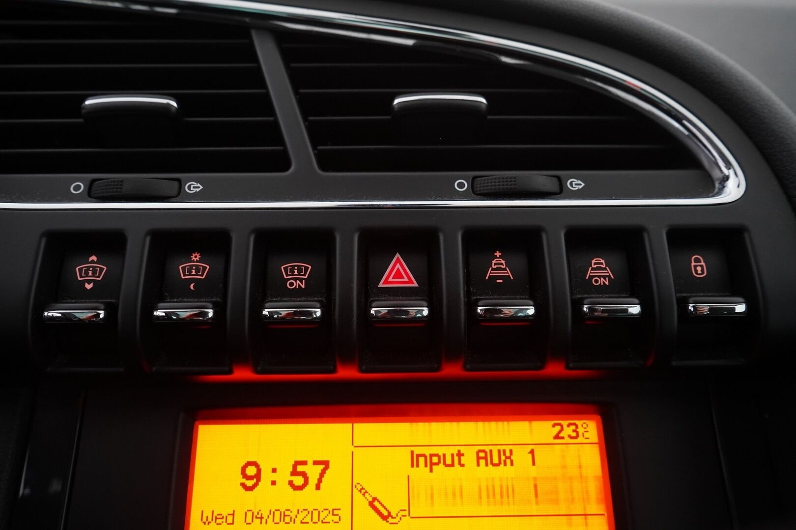 Peugeot 3008 2009 Sport HDi 110 FAP 2Tronic *Myydään huutokaupat.com sivulla!*