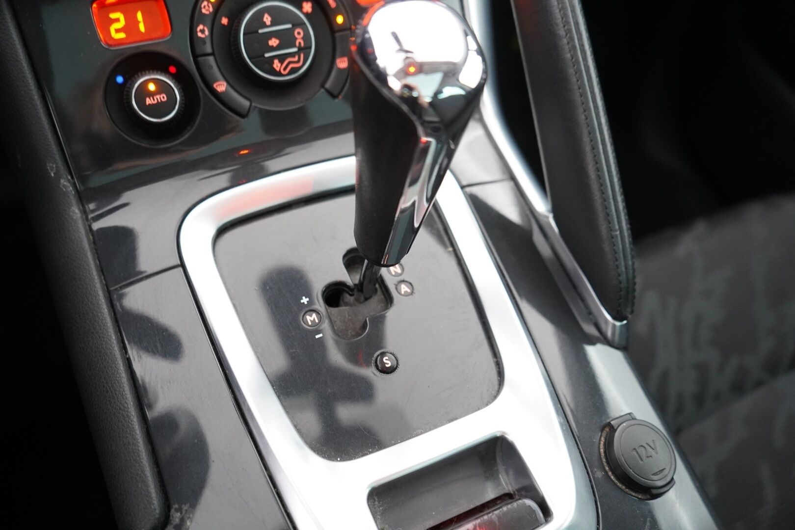 Peugeot 3008 2009 Sport HDi 110 FAP 2Tronic *Myydään huutokaupat.com sivulla!*