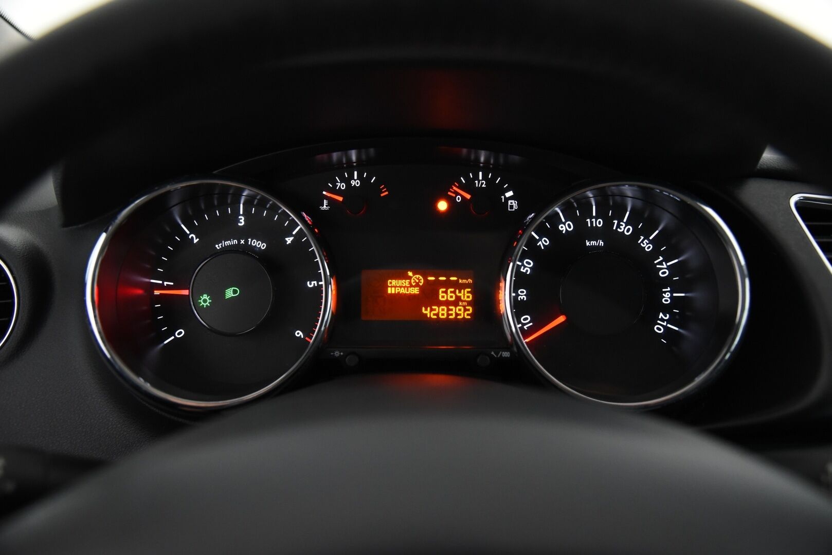 Peugeot 3008 2009 Premium HDi 110 FAP / Myydään huutokaupat.com:issa!