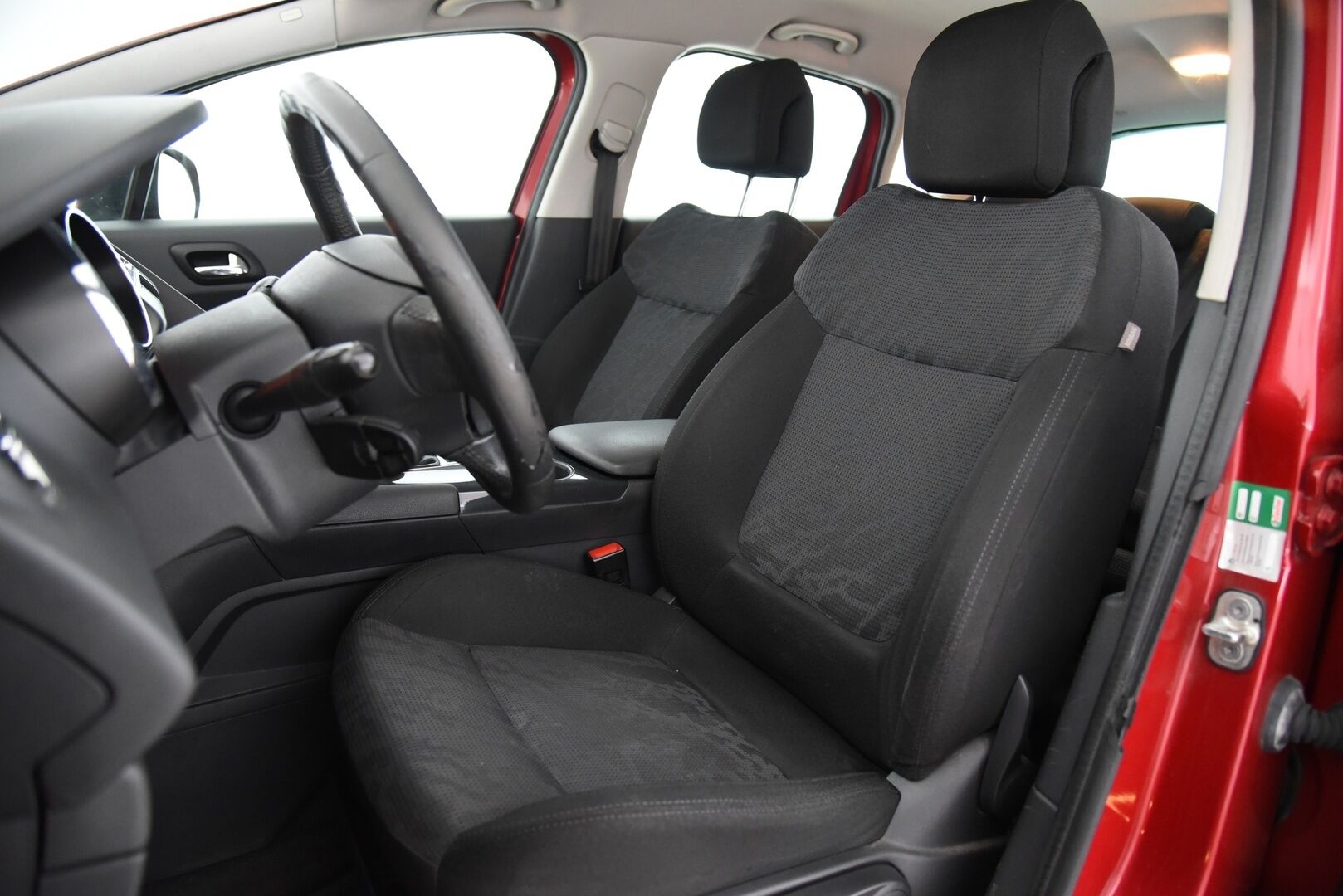 Peugeot 3008 2009 Premium HDi 110 FAP / Myydään huutokaupat.com:issa!