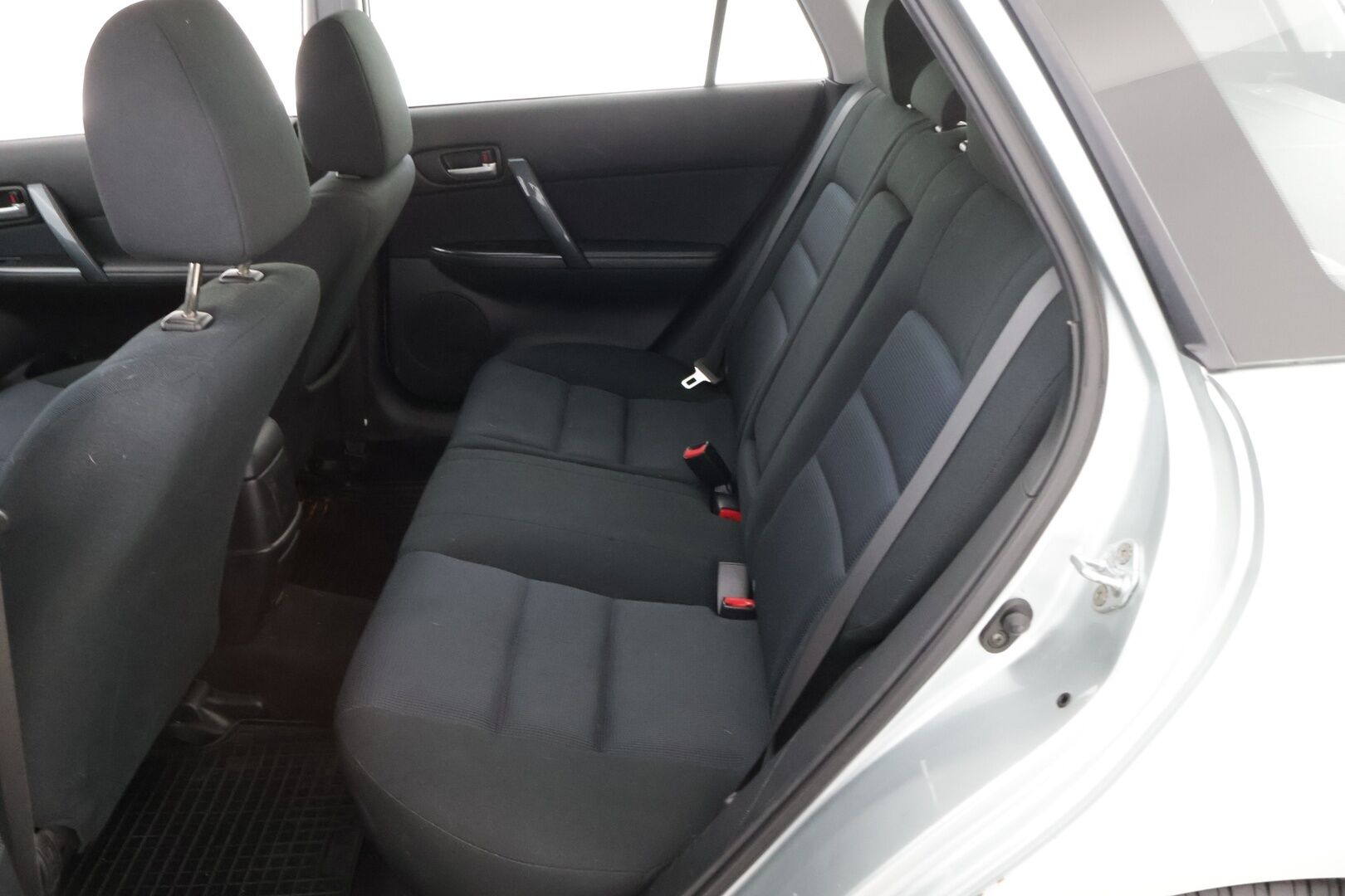 Mazda 6 2006 - YritysOutlet - Myydään vain yrityksille - – Tämä auto myydään YritysOutlet -valikoimasta vain yritykselle