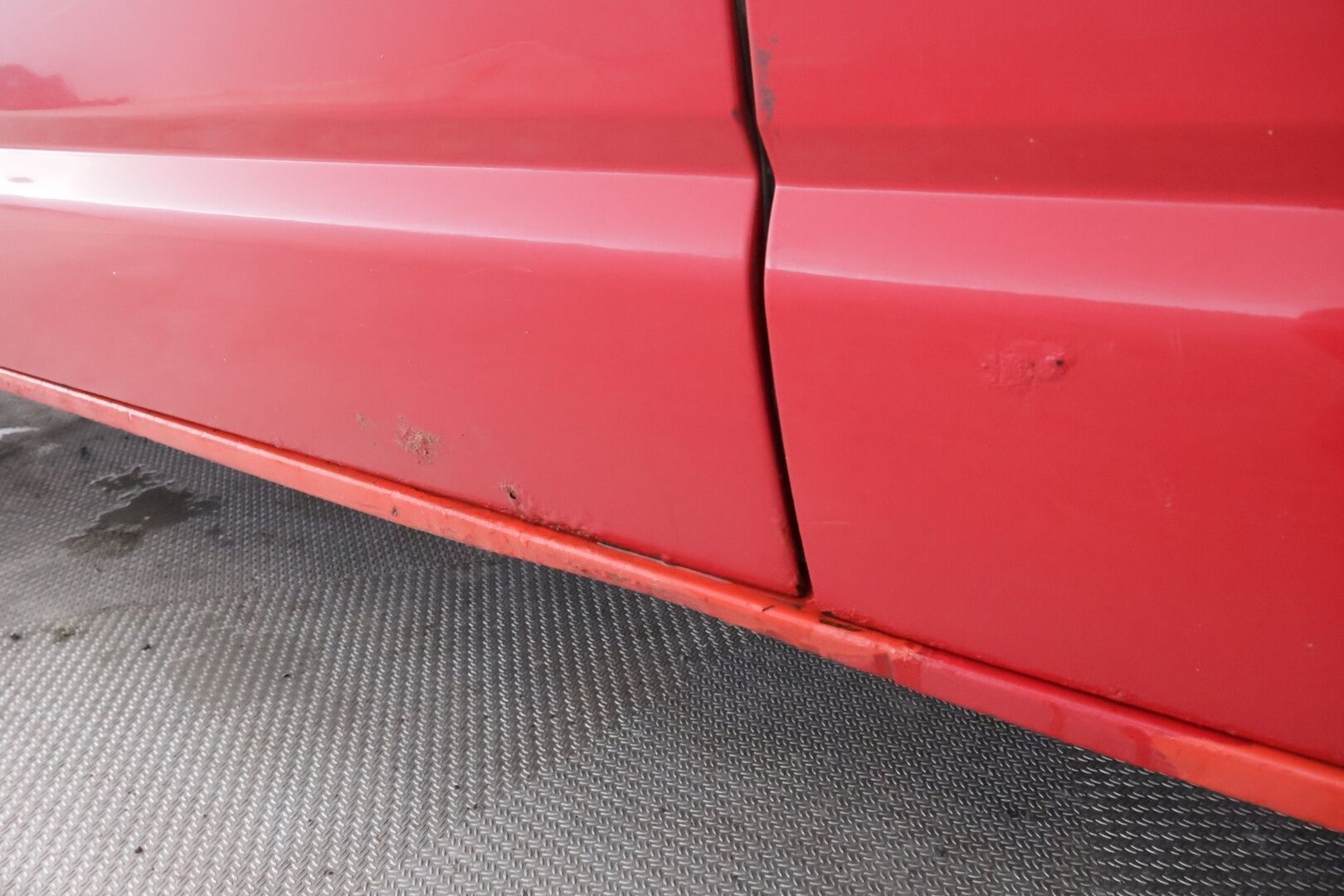 Volkswagen Transporter 2006 - YritysOutlet - Myydään vain yrityksille - - YritysOutlet - Myydään vain yrityksille / PITKÄ LEIMA!