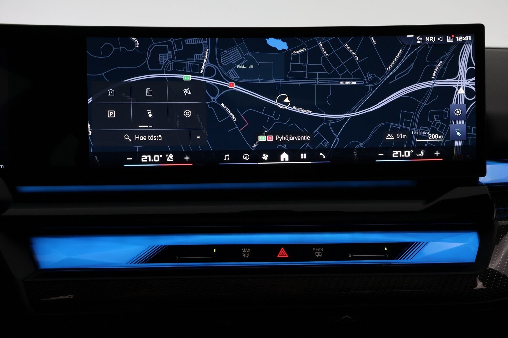 BMW i5 M60 2024 G60 M60 xDrive M Sport Pro * Suomiauto / Carbon / B&W / Sähkökoukku / Iconic Glow / Panorama / Comfort Penkit Muistilla - Ilmastoidut Penkit / Mattaväri / Crafted Clarity / UPEA!