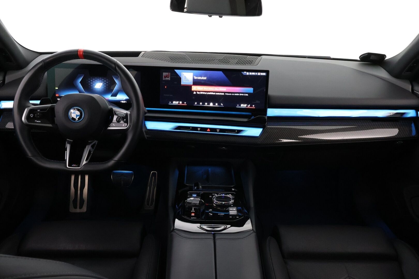 BMW i5 M60 2024 G60 M60 xDrive M Sport Pro * Suomiauto / Carbon / B&W / Sähkökoukku / Iconic Glow / Panorama / Comfort Penkit Muistilla - Ilmastoidut Penkit / Mattaväri / Crafted Clarity / UPEA!