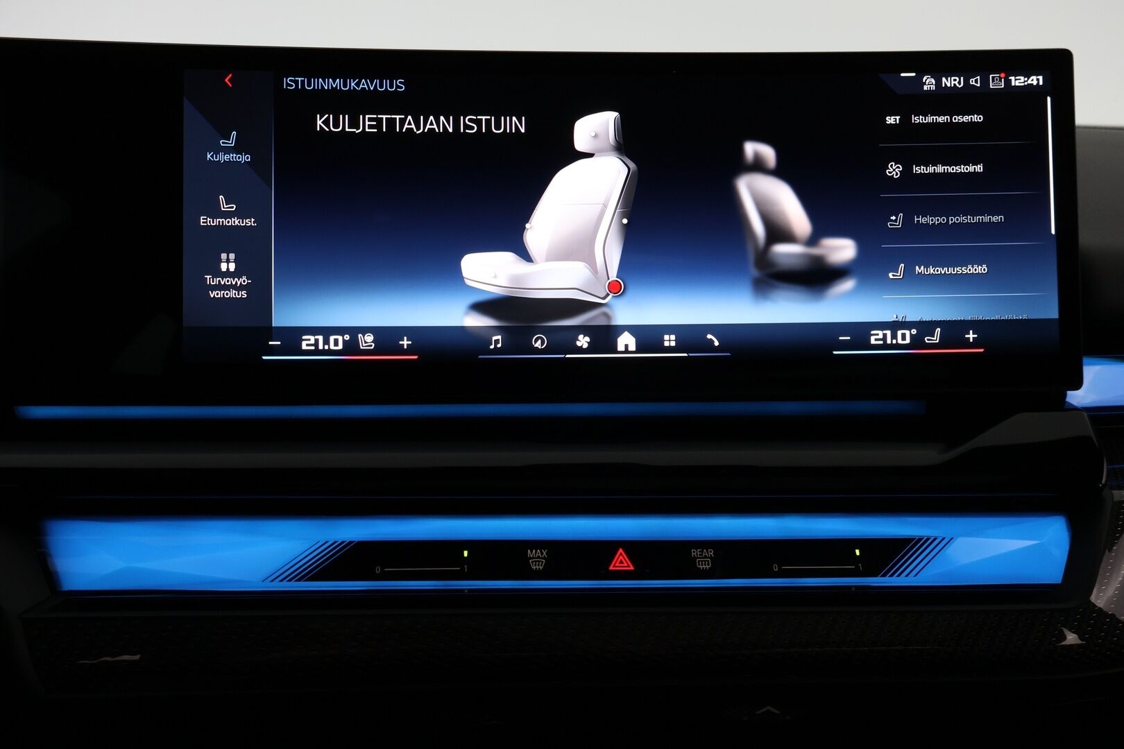 BMW i5 M60 2024 G60 M60 xDrive M Sport Pro * Suomiauto / Carbon / B&W / Sähkökoukku / Iconic Glow / Panorama / Comfort Penkit Muistilla - Ilmastoidut Penkit / Mattaväri / Crafted Clarity / UPEA!