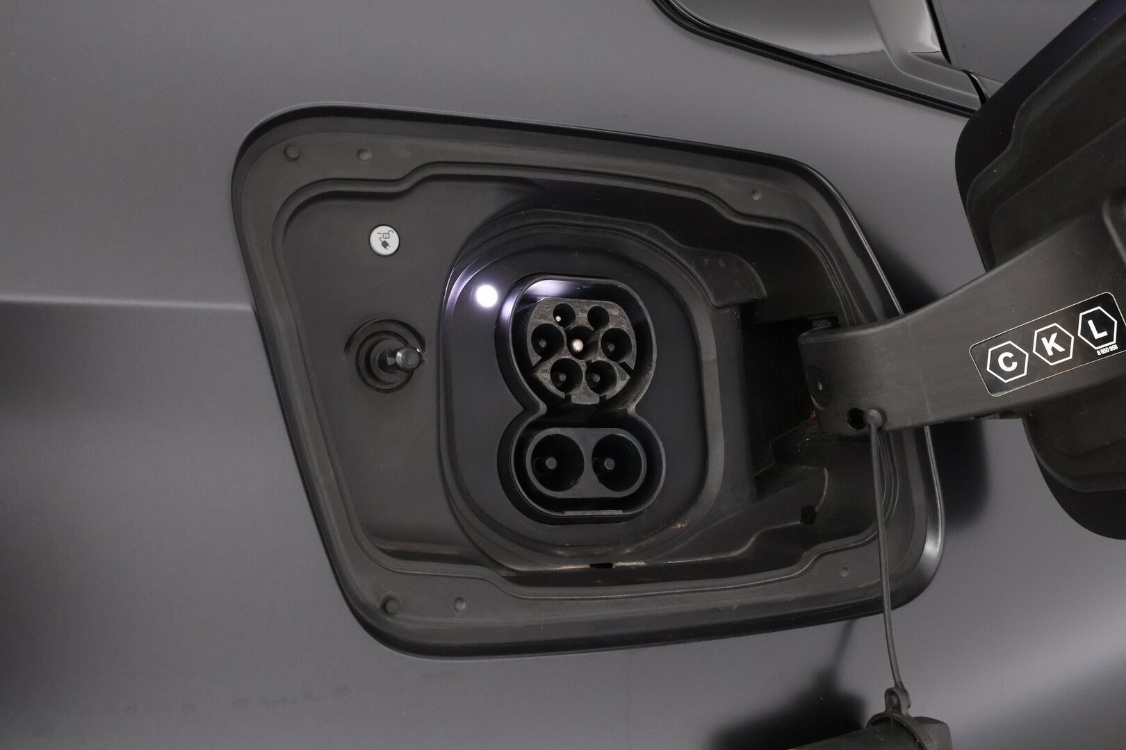 BMW i5 M60 2024 G60 M60 xDrive M Sport Pro * Suomiauto / Carbon / B&W / Sähkökoukku / Iconic Glow / Panorama / Comfort Penkit Muistilla - Ilmastoidut Penkit / Mattaväri / Crafted Clarity / UPEA!