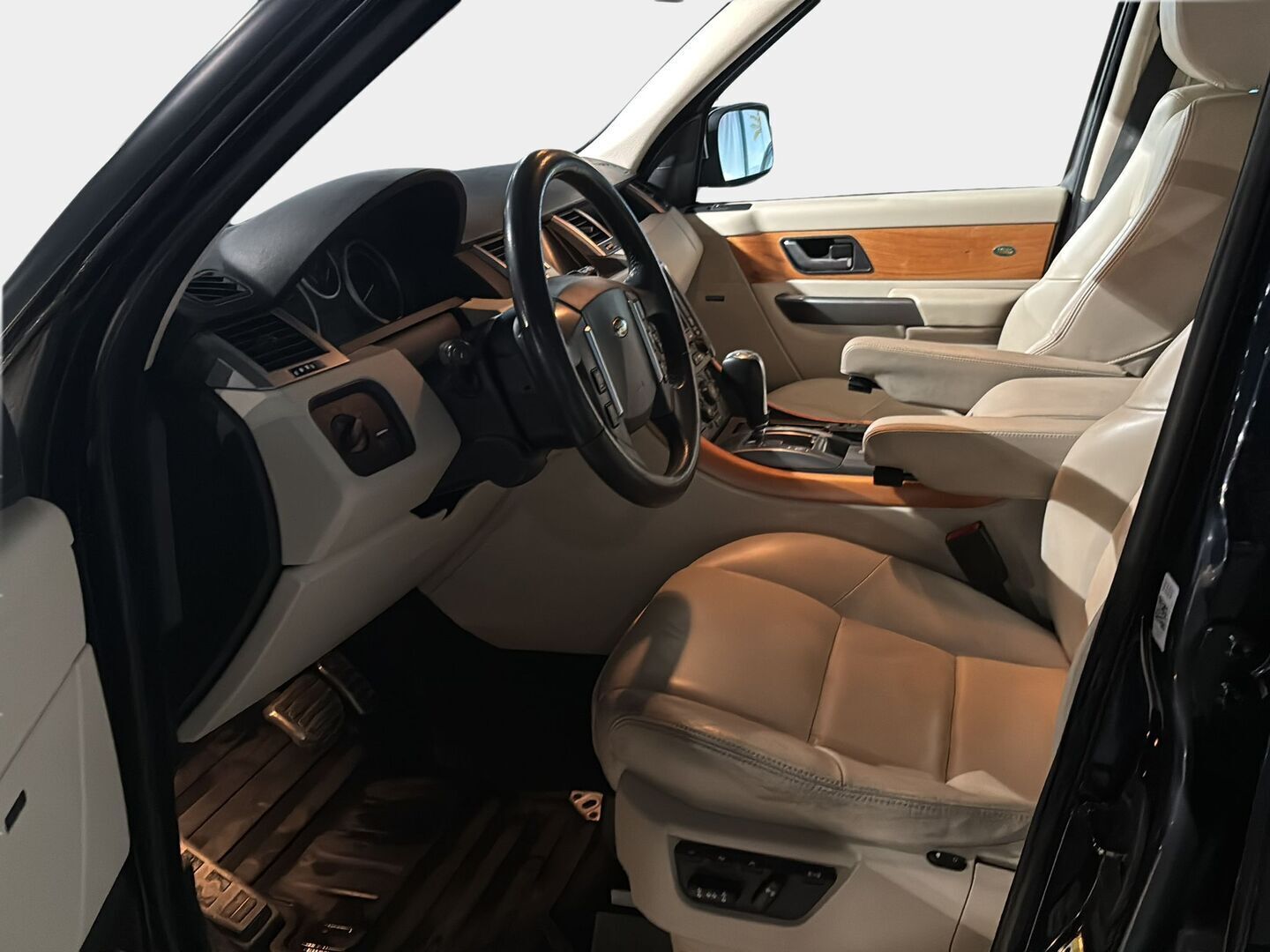 Land Rover Range Rover Sport 2010 HSE 2,7 TDV6 Aut YritysOutlet - Myydään vain yrityksille