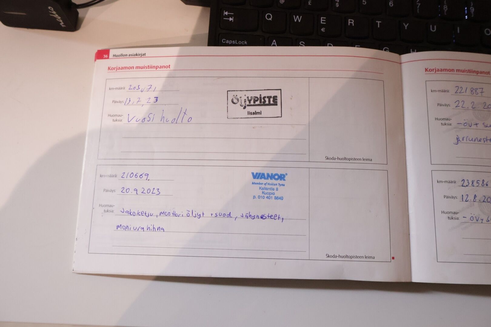 Skoda Octavia 2010 Combi 1,4 TSI Ambiente - YritysOutlet - Myydään vain yrityksille *Vakkari / Koukku / Ilmastointi / Kahdet renkaat* - – Tämä auto myydään YritysOutlet -valikoimasta vain yritykselle*