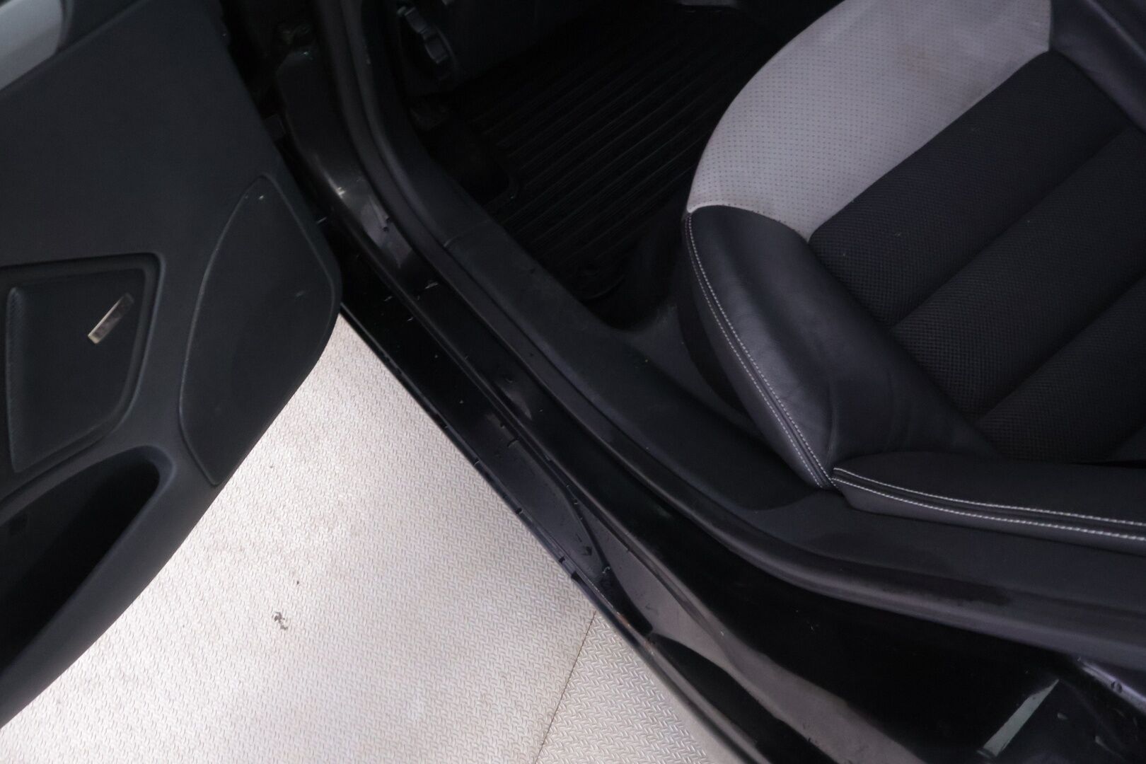 Skoda Octavia 2010 Combi 2,0 TSI RS *YritysOutlet - Myydään vain yrityksille* - *YritysOutlet - Myydään vain yrityksille*