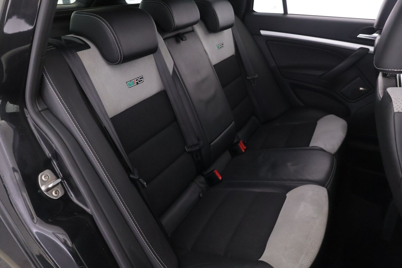 Skoda Octavia 2010 Combi 2,0 TSI RS *YritysOutlet - Myydään vain yrityksille* - *YritysOutlet - Myydään vain yrityksille*