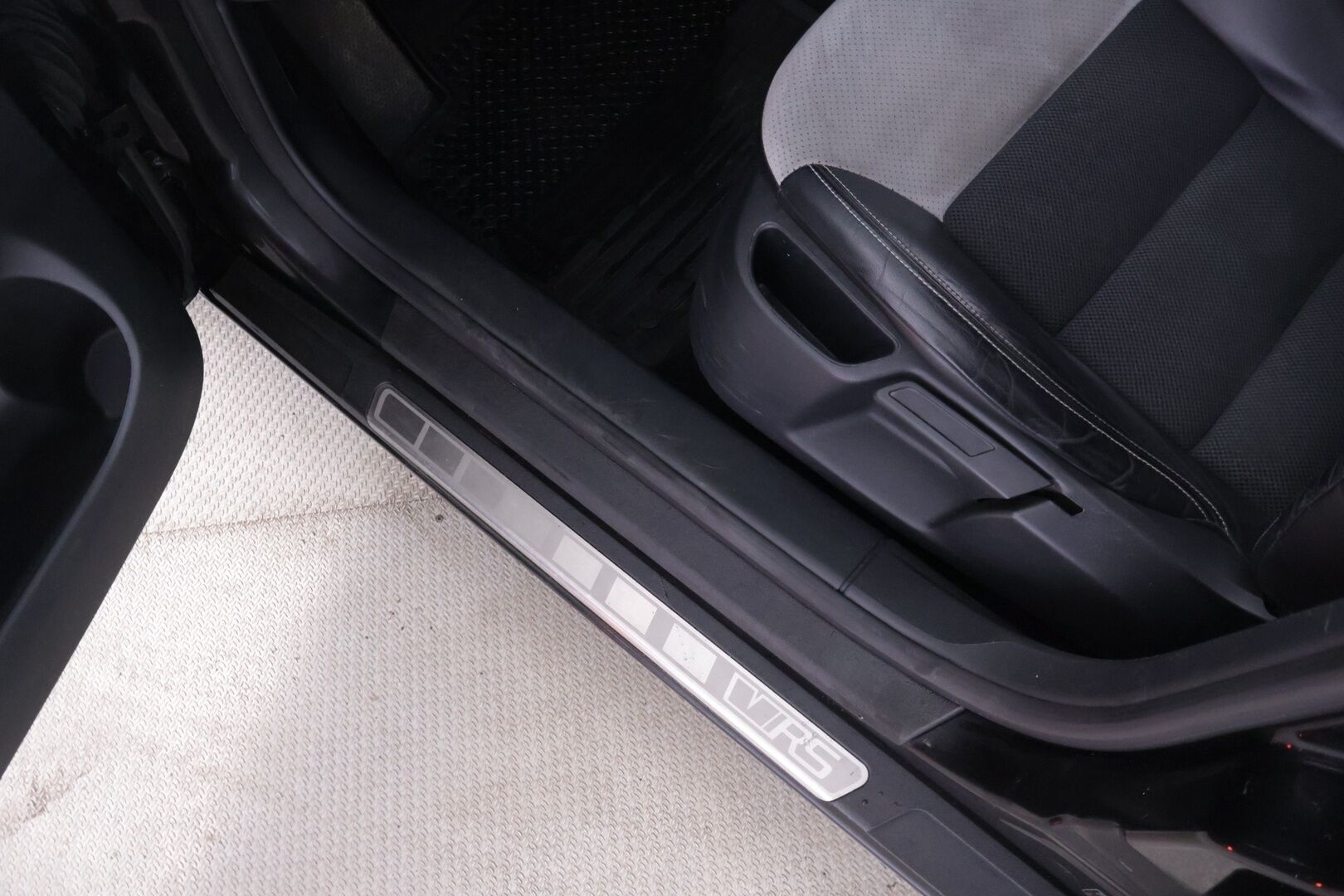 Skoda Octavia 2010 Combi 2,0 TSI RS *YritysOutlet - Myydään vain yrityksille* - *YritysOutlet - Myydään vain yrityksille*