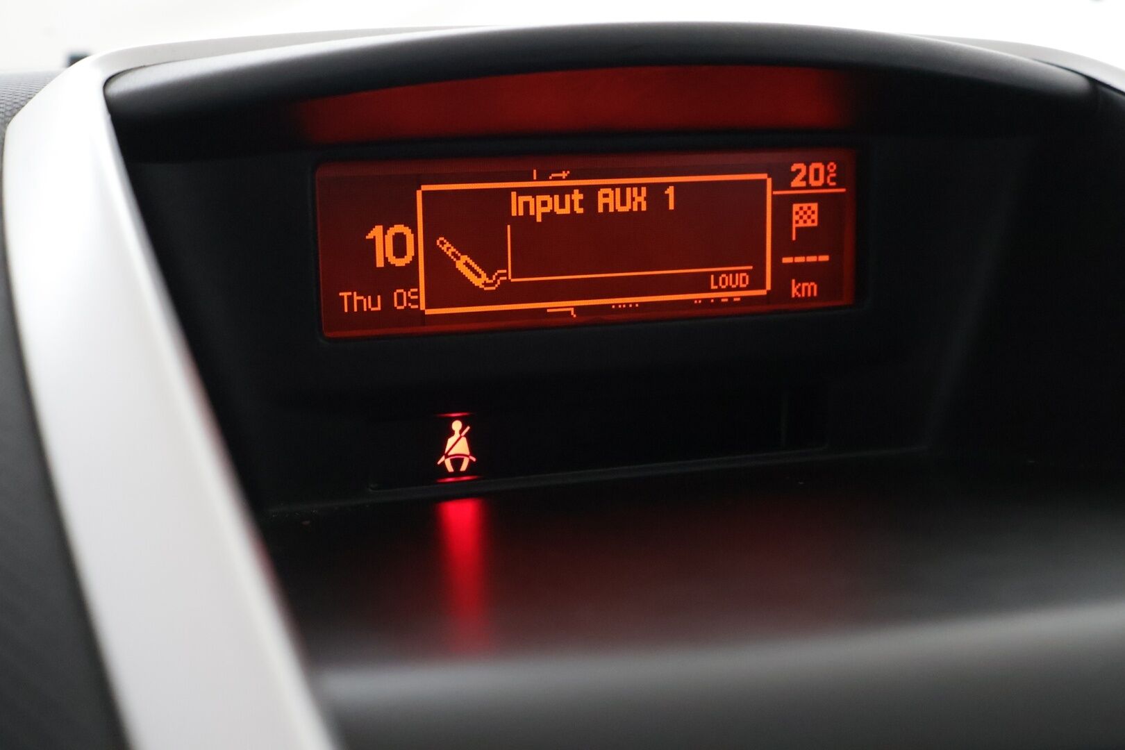 Peugeot 207 2010 VTi 98 Millesim 200 5-ov. YritysOutlet - Myydään vain yrityksille - Huollettu ja katsastettu | Suomi-auto | Huoltokirja | Lohkolämmitin + sisäpistoke | Ilmastointi | 2x renkaat | 2x avain