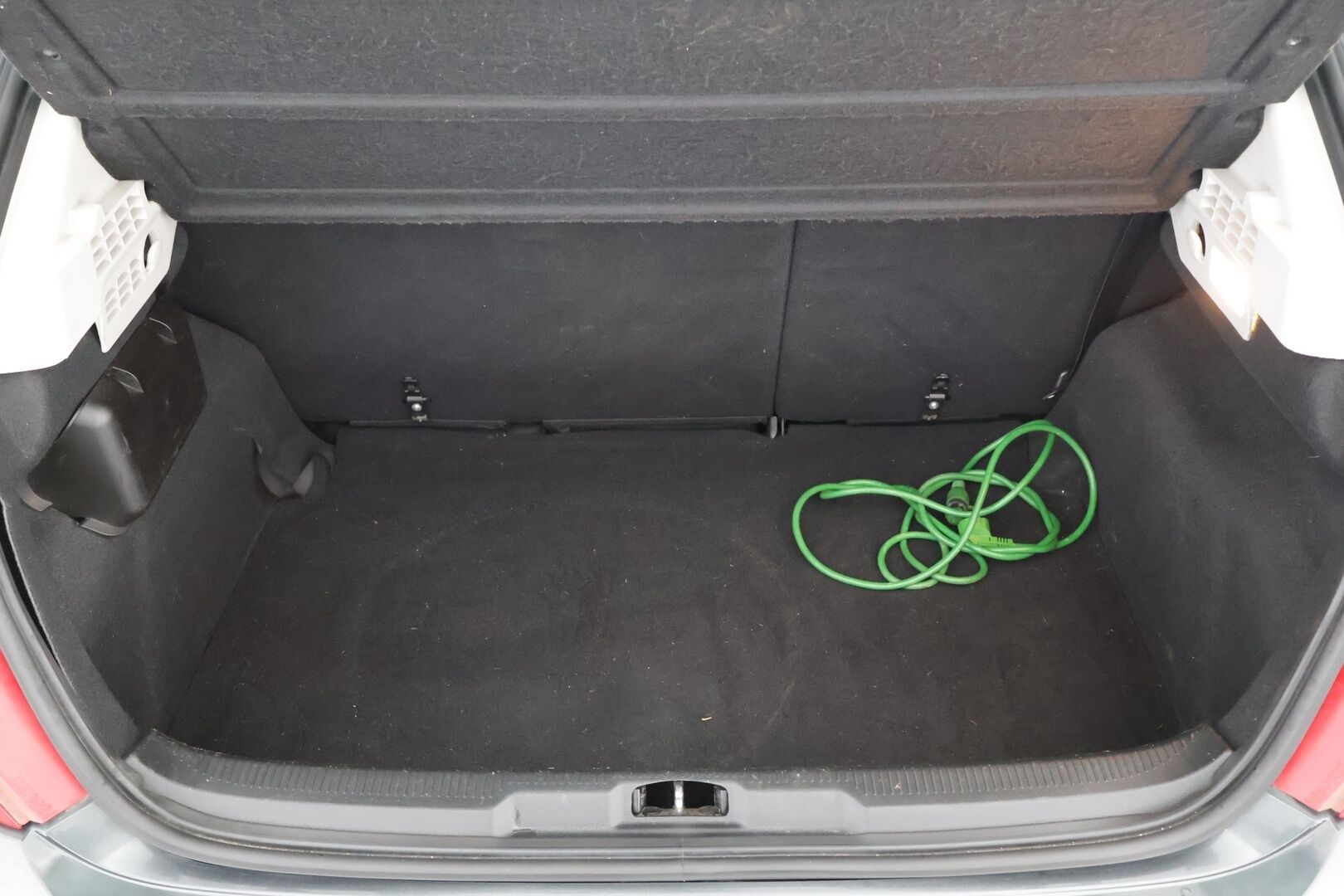 Peugeot 207 2010 VTi 98 Millesim 200 5-ov. YritysOutlet - Myydään vain yrityksille - Huollettu ja katsastettu | Suomi-auto | Huoltokirja | Lohkolämmitin + sisäpistoke | Ilmastointi | 2x renkaat | 2x avain