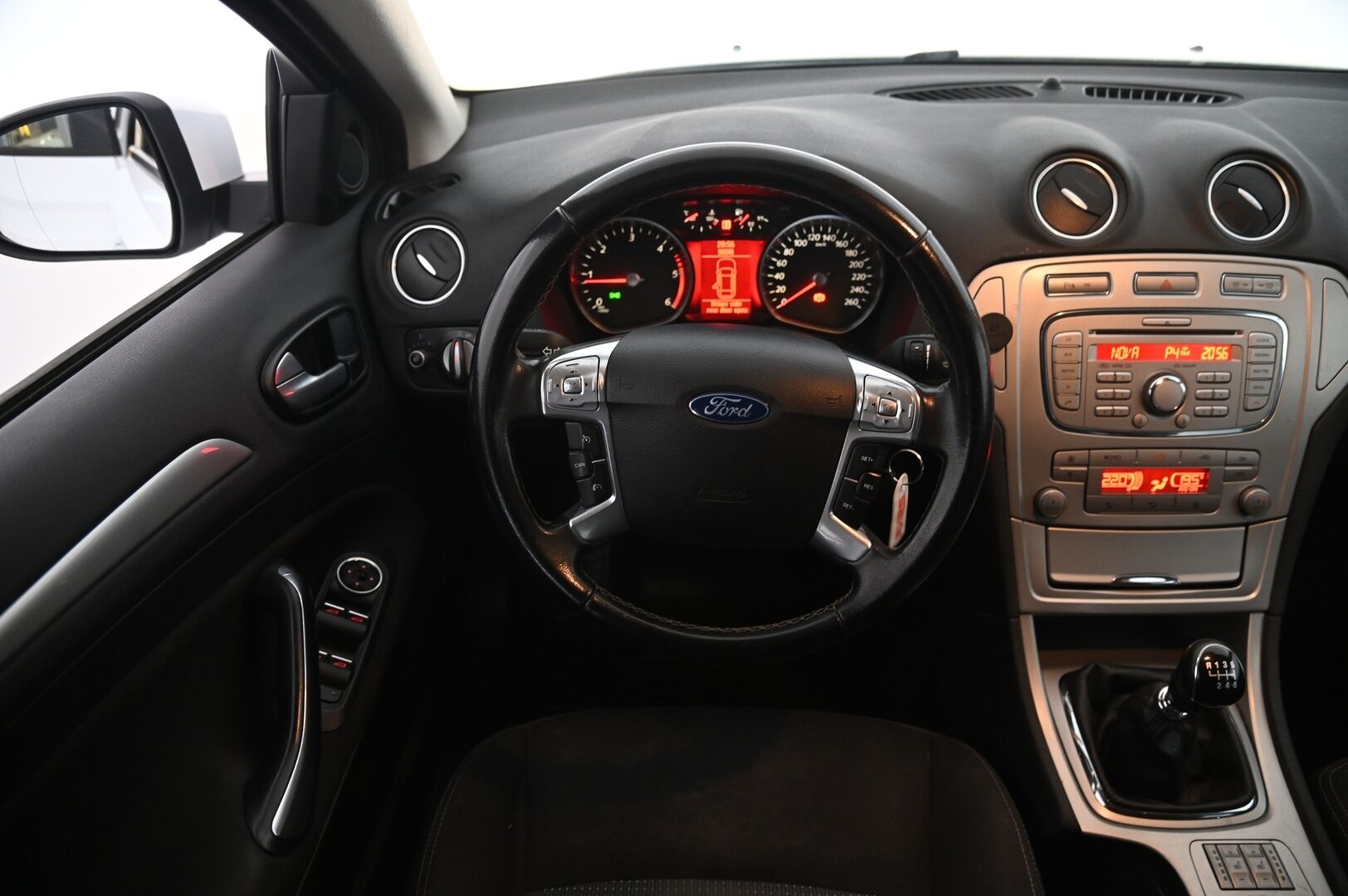 Ford Mondeo 2010 2,0 TDCi 140hv DPF Trend Design M6 Wagon - *YritysOutlet - Myydään vain yrityksille*